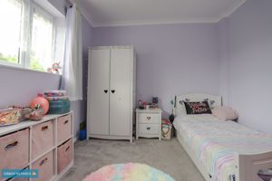 Bedroom- click for photo gallery